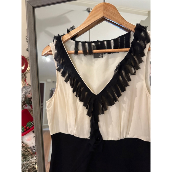 Taylor V Neck Sheath Dress Size 10 Tan/Brown - Picture 3 of 6